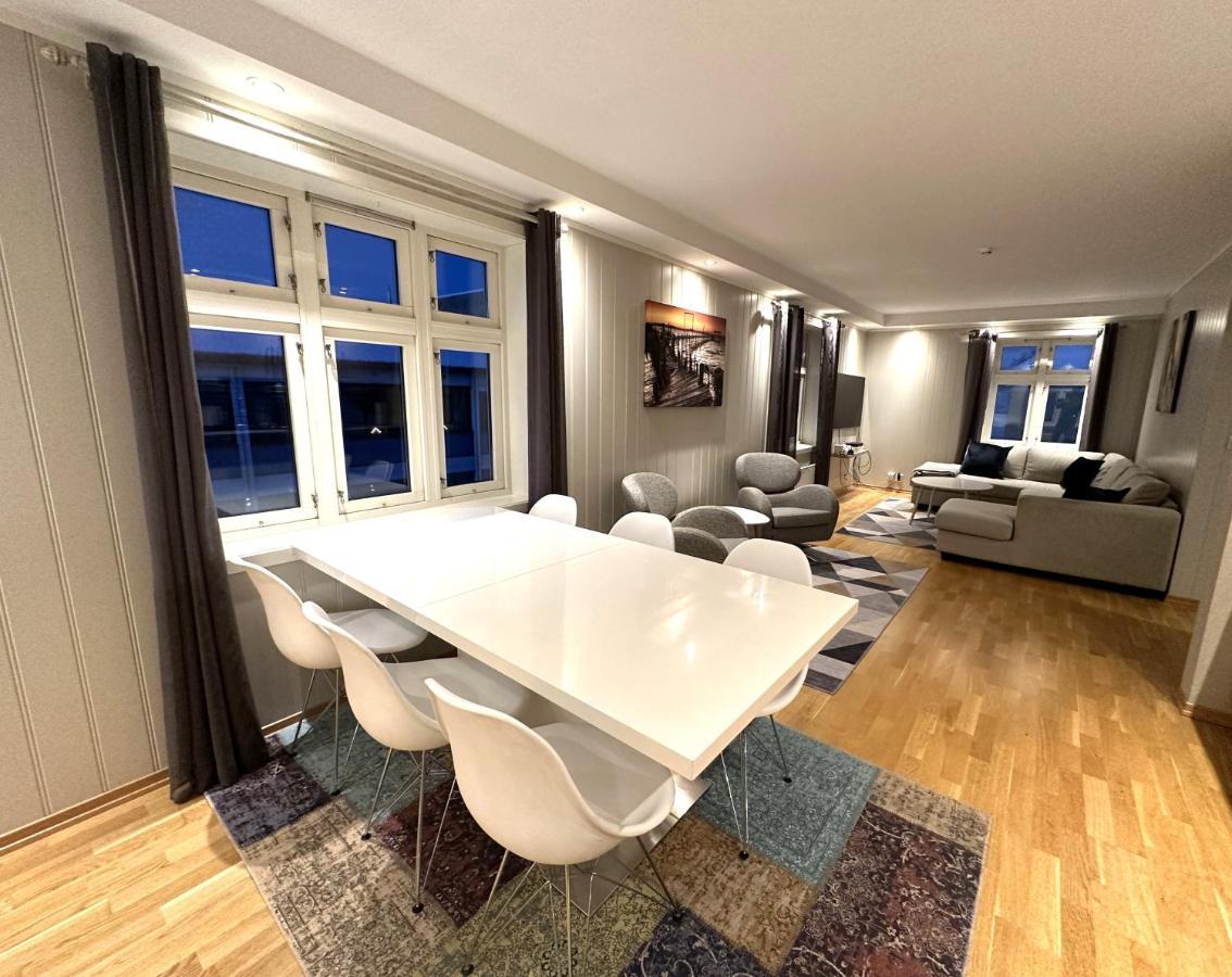 Stetind - Modern Apartment With Free Parking Narvik Exteriér fotografie